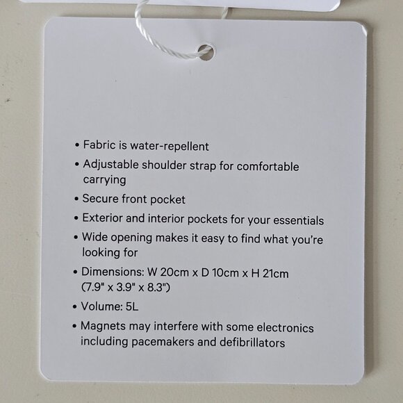 NWT LULULEMON LTIV/GOLD Light Ivory Gold All Night Festival Bag 5L - Picture 16 of 16